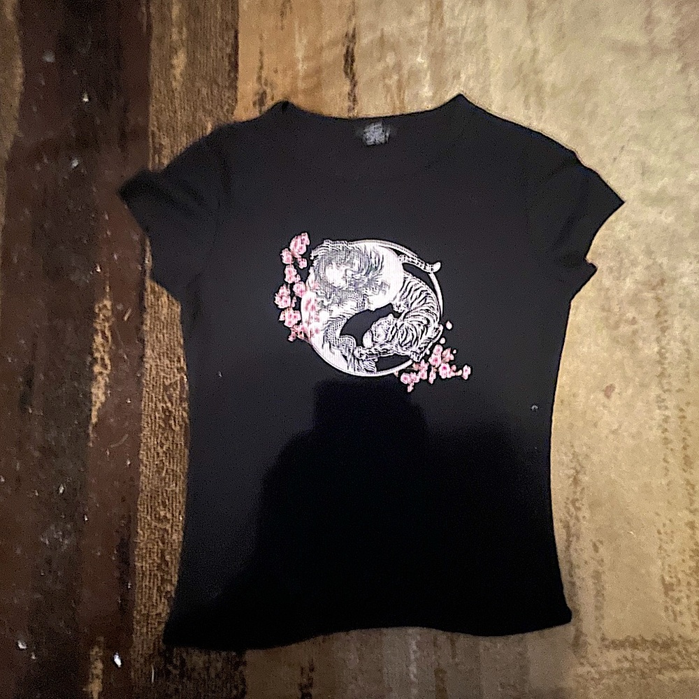 Rue 21 ying yang shirt